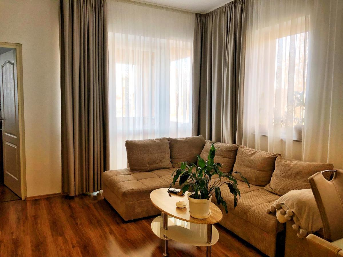 Boro Apartman Tiszafüred Екстериор снимка