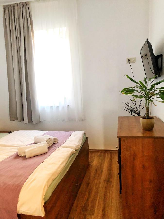 Boro Apartman Tiszafüred Екстериор снимка