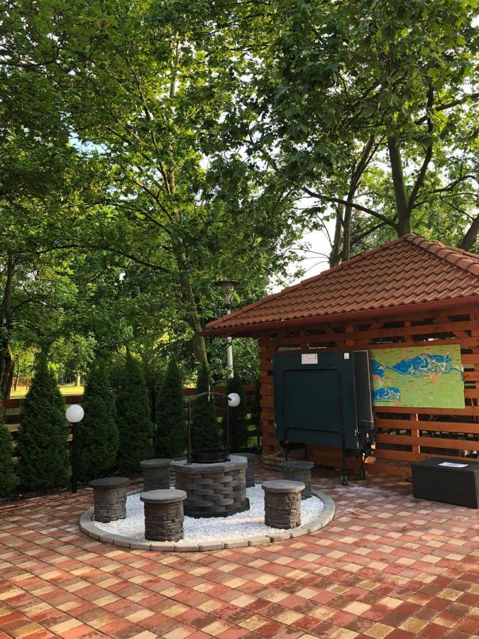 Boro Apartman Tiszafüred Екстериор снимка